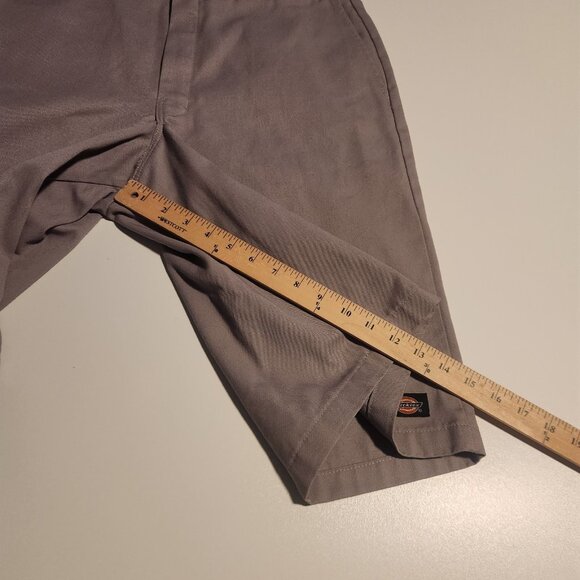 Dickies Work Shorts Gray Flat Front Chino Loose Fit Multi Pocket Mens 34x12 - Picture 11 of 13